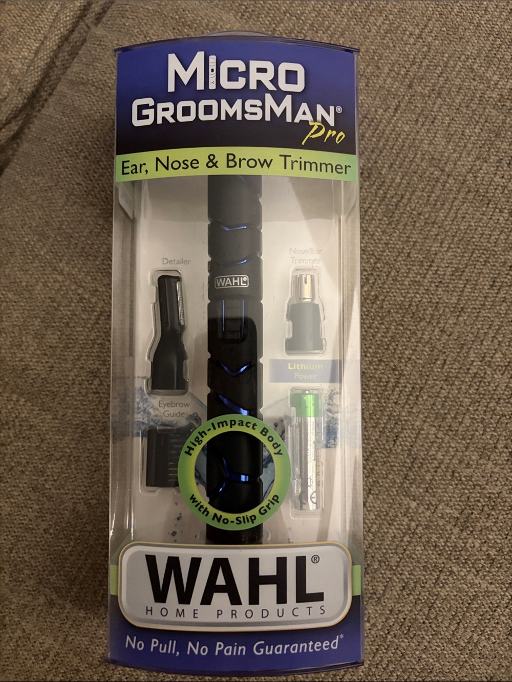 Wahl Black & Blue Micro GroomsMan Pro Ear Nose Brow Trimmer